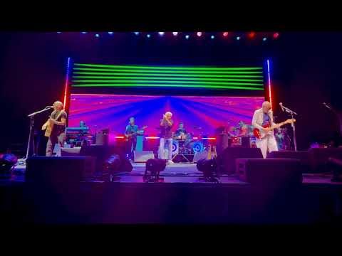 The Who "Going Mobile" Boardwalk Hall Atlantic City 9/12/25 Song Is Over Tour Simon Townshend vocals