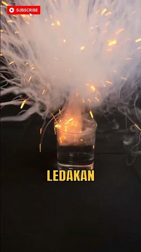 Ledakan Kalium dan Natrium: Reaksi Hebat Logam Lunak dengan Air!