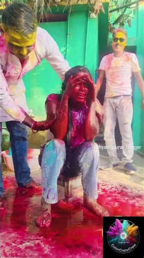 Holi का असली मजा यहाँ है 🌈 #holi #festive #viral