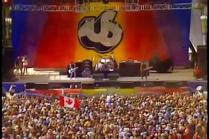 38 years ago today September 03, 1982 Ramones Live at US Festival, San Bernardino #ramones #ramonesfans #joeyramone #johnnyramone #deedeeramone #markyramone www.ramonesfans.com | Ramones Fans