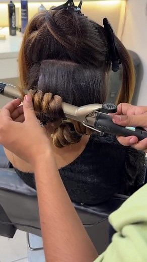 Achieve Beautiful Loose Curls With Curling Tong - Bridal Hairstyle Tutorial