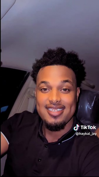 Qof aan qisadayda uga sheekeyo ka dibna aan dilo