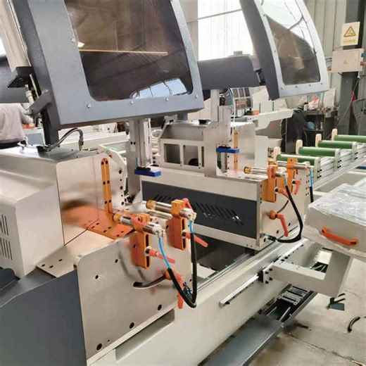 Automatic Precision 550mm Aluminum Cutting Machine Mitre Profile Head Saw Machine for PVC and UPVC Variable Angle Cutting