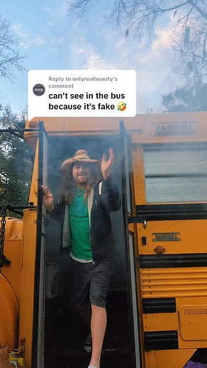 Replying to @onlyrealbeauty Here we are again another night on the bus. We're starting a live stream. Join the live if you want to come hang out with us.