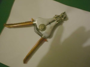 How to Strip Insulation Off of Many Wire Sizes in 30 Seconds or Less