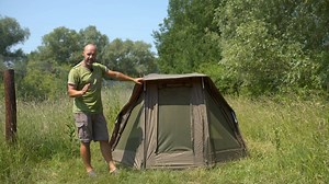 7.7K views · 46 reactions | 헔헱헮헺 헣헲헻헻헶헻헴 talks us through his new favourite brolly system: JRC's Stealth Brolly System 2G. It's a classic looking system that performs as you would expect from a brolly, but with a few modern twists to keep up with the demands of modern carpers. | CARPology Magazine | Facebook