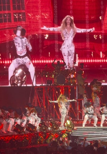 Beyoncé's 'Formation' Live at Cowboy Carter Tour Opening