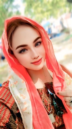 indah nya dunia bila bersamamu ❤️😁😁... sekedar hiburan ya #lagukeren#katahatimotivasi#cintasejati