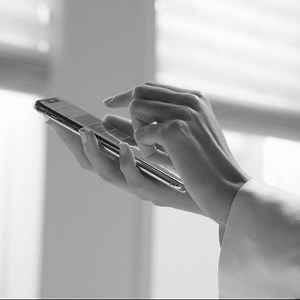 Your light is under your control. Anytime, anywhere. | Hunter Douglas