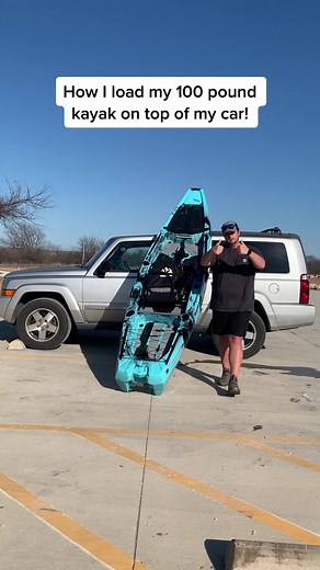 How I load my 100 pound fishing kayak! Share with your friends if this helps! #kayak #kayakfishing #kayakloading #kayaktips
