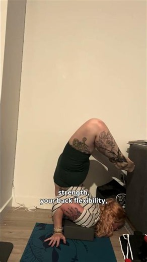 If you’ve been a while, you know that I’ve been stretching consistently to get to contortion level o