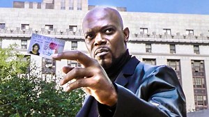 John Shaft throwing his badge like a MF Shuriken is the definition of cool | Boxoffice Movie Scenes