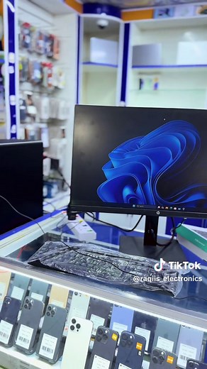 HP Tower 290 G9: Complete Office Setup with Monitor