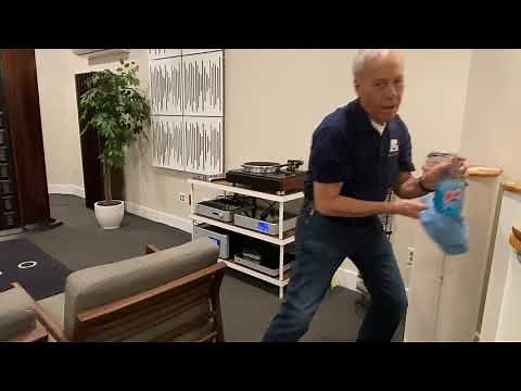 How to keep Hi-Fi equipment clean