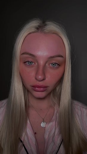 juliekout (@juliekout)’s videos with Снег идёт - Глюк'oZa