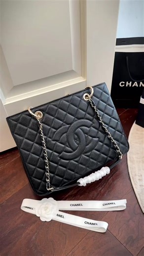 Chanel Grand Shopping Tote (GST) is the ultimate luxury work-to-weekend icon—timeless quilted leather, iconic CC logo, and roomy enough for your whole life 💼🛍️ChanelGST #ChanelTote #ChanelBag #chanelclassic