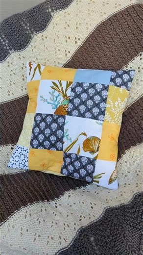 How to make a patchwork quilted decorative pillow cover #sewing #sewingtutorial #pillowcovers #diy