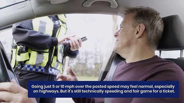 10 Everyday Driving Mistakes That Could Get You Pulled Over