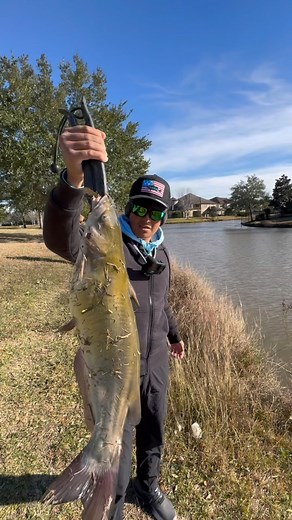 22K views · 205 reactions | Look how FAST I caught a fish using this bait! Comment down below what your favorite bait is #fishing #baits #chicken #catfishing #howto #rigs #gganglers | GG Anglers | Facebook