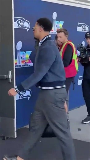 Super Bowl arrivals 👀 (via @NFL/TT)