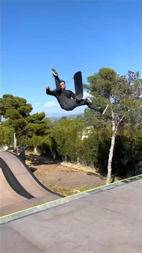 Gravity-Defying Mega Ramp Skateboarding! #skateboarding #skateboard #youtuber #skate #youtubekids