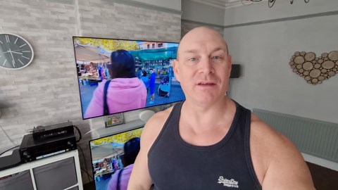 QLED vs OLED: Real-World Test of Brightness, Reflections & Viewing Angles