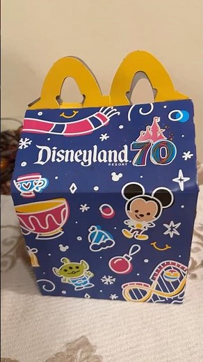 Unboxing Disneyland 70 Happy meal! #happymeal #disneyland #happymealtoys #disney