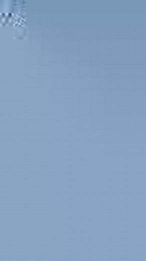 When you make the choice to shift to a place of gratitude, you open new pathways in your brain. Think of grateful thoughts as little messengers that transmit positive energy throughout your entire body. As you practice more thoughts of gratitude, more pathways open up, and more positive energy flows and infuses your very being. Ultimately, you become your healthiest, brightest, most vibrant self. 💞 You may now join me in the Chopra App for Day 8 of "Manifesting Grace Through Gratitude," a FREE 