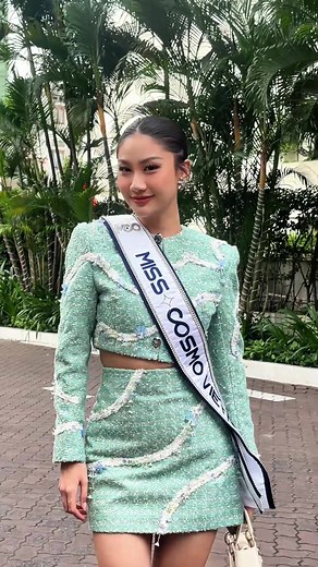LOOK 7 Đương kim Hoa Hậu Hoàn Vũ Việt Nam @Nguyễn Hoàng Phương Linh đầy năng lượng sẵn sàng cho buổi Orientation ngày hôm nay. #NguyenHoangPhuongLinh #HoaHauHoanVuVietnam #MissCosmoVietnam #MissCosmo