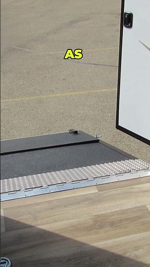 Keystone Outback 2023 | Lightweight Hybrid with a Clean, Modern Feel