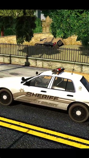 GTA IV - Van FLYS through AIR #gta4 #gta #gta4gameplay