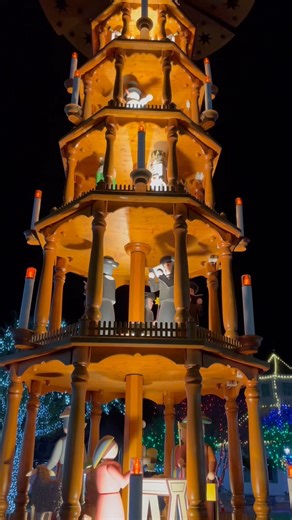 🎄 Meet us under the glow at Marktplatz for Fredericksburg’s Christmas Nights of Lights, your nightly dose of holiday cheer. 📅 November 25–January 6 (every night) 🎶 Music at 5:00 PM | ✨ 10-minute story and lighting at 6:00 PM 📍 Marktplatz, 100 W. Main | 💵 Free and family-friendly Planning a holiday trip? Add this to your Fredericksburg itinerary. Quick note: There is no audio on December 5 and December 31, but the lights will still come on at 6:00 PM. More info: link in bio or VisitFrederick