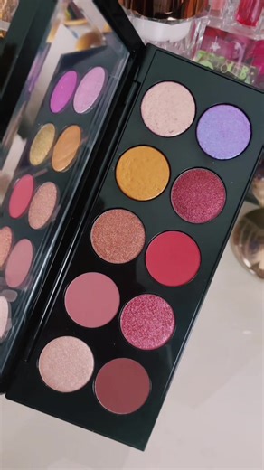 Exploring the Huetopian Dream Palette by Pat McGrath