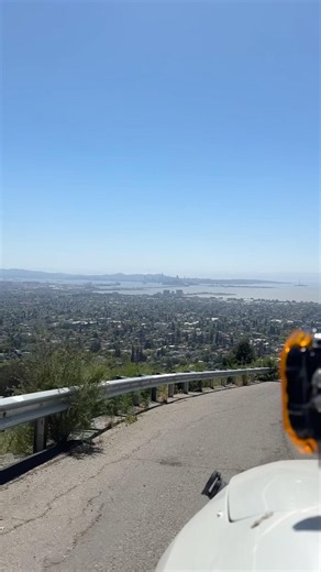 Scenic San Francisco Overlook From Panoramic Hill in Berkeley California