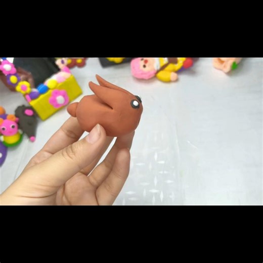 عمل احلى واسهل ارنوب من الصلصال الفوم #عمل #diy #فكرتين #تشكيل #art #craft #foom #اعمال_يدوية