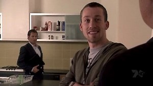 Watch City Homicide Season 2 Episode 22 - Life and Death