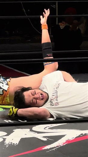 下村大樹と中津良太がゴツゴツのエルボー合戦を見せた上でブレーンバスターの掛け合いは下村が投げ勝ち、塚本拓海にタッチを渡す BASARA「新木場1stRING～宴～」2026年2月20日 #下村大樹