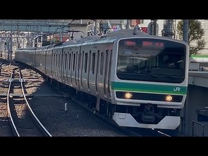 【付属編成と基本編成のトップナンバー同士で組成！】E231系0番台ﾏﾄ121編成＋ﾏﾄ101編成が快速我孫子・成田行きとして北千住駅1番線に到着停車するシーン（883H）2025.2.19.8:49
