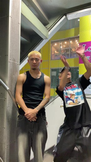 ダンサーShowGogoの面白いダンス動画