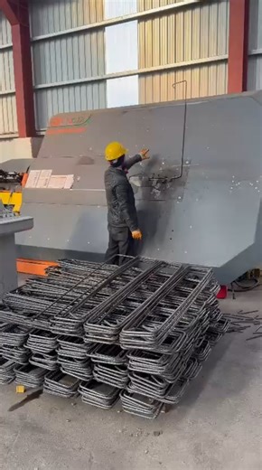 CNC rebar bender
