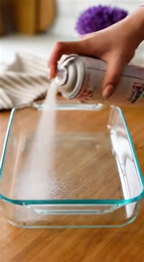 Peanut Butter Cup Dump Cake rich, gooey, and dangerously easy to fall in love with 📋 Ingredients ● 1 box chocolate cake mix ● 1 package (3.9 oz) instant chocolate pudding mix ● 3 cups whole milk ● 1 cup creamy peanut butter ● 1 1/2 cups peanut butter cups, chopped ● 1/2 cup melted butter ● 1 cup mini chocolate chips ● Whipped cream or vanilla ice cream (optional) 📝 Instructions 1: Preheat oven to 350°F and lightly grease a 9×13-inch baking dish with nonstick spray. 2: In a large bowl, whisk to