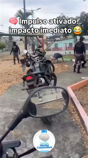 Saúde Mental Corporativa | NR - 01 l Método Bioneural on Instagram: "🧠 Impulso ativado… impacto imediato 😂 Parecia só uma reação rápida. Uma decisão no calor do momento. Mas no ambiente de trabalho, 🚨 Agir no impulso pode custar caro: 👉 erros evitáveis 👉 falhas de julgamento 👉 aumento do estresse 👉 impacto na equipe inteira A NR-1 exige que riscos ocupacionais e psicossociais sejam identificados, avaliados e gerenciados dentro do GRO. Porque decisões impulsivas também são fatores de risco