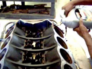 Land Rover Engine Block Leak Tester