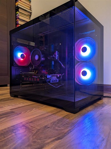 Calculator gaming Ryzen 5, SSD, Placa video Radeon RX, Windows 11 Bacau • OLX.ro