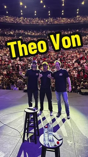 What a great bunch of shows in Sydney ‘This Past Weekend’ Thank You for having me @theovon , what a legend. 68,000 tickets on his Aus tour. Beast!!! Thanks @amircomedy @bizzle519 for a great weekend. And Thank You Sydney, you turned it on for these yanks… #australia #america #montyfranklin #theovon #amirk #comedy #sydney