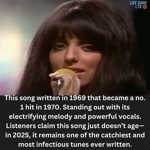 Such a powerful voice from such an unassuming looking shell. Never judge a book by it’s cover. 70’s music is the best ever. ▶️Enjoy the song in the 𝗳𝗶𝗿𝘀𝘁 𝗰𝗼𝗺𝗺𝗲𝗻𝘁 👉 | Nostalgic Music