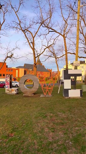 ✅ SAVE this post to help plan a Harrisonburg, Virginia getaway! 🌟 Exploring Harrisonburg, VA? Here’s your go-to guide for the ultimate adventure! 🍃 Dive into nature, wander downtown, and savor culinary delights. Check out these top picks: 🌟Hit the Trails: Trek through Shenandoah National Park or George Washington and Jefferson National Forests. 🌟Scenic Skyline Drive: Take a leisurely drive for breathtaking mountain views. 🌟Underground Adventure: Explore mesmerizing caverns like Endless Cave