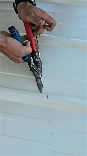 When the battery dies on the tin snips | Nica en | Facebook