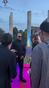 Jason Statham continues to amaze the world—fans call him a legend, a king, and even more handsome every single day. 🌍✨ Do you agree he’s getting better with time? Comment below ⬇️ and don’t forget to LIKE & SHARE if you’re a true Statham fan! ❤️ #JasonStatham #HollywoodStar #ActionHero #GlobalIcon #LegendaryActor #StathamForever #MovieLovers | Hollywood Buzz
