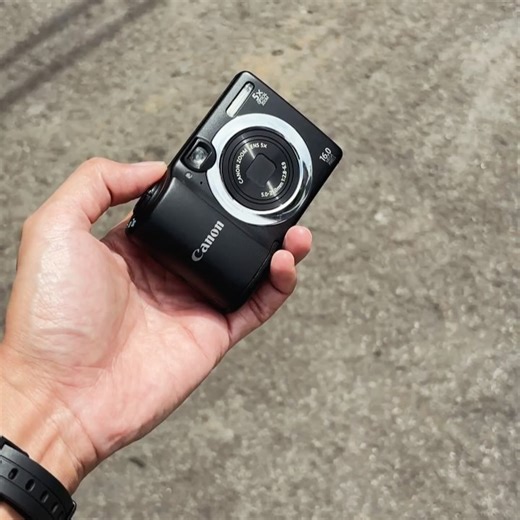 Analog, digicam & hobbies #35mm #62digiclub on Instagram: "🖤SOLDOUCH STORY BABY🖤 #sold #soldouch #soldouchbaby Good result // Fullset without box Price only : 💸 ••• CANON POWERSHOT A1400 HD #canonpowershota1400 ••• No warranty and no refund (Ask me more for detail and results) ••• SHOPEE REWDY!! (+ extra charge for admin cost) ••• #62digicam"